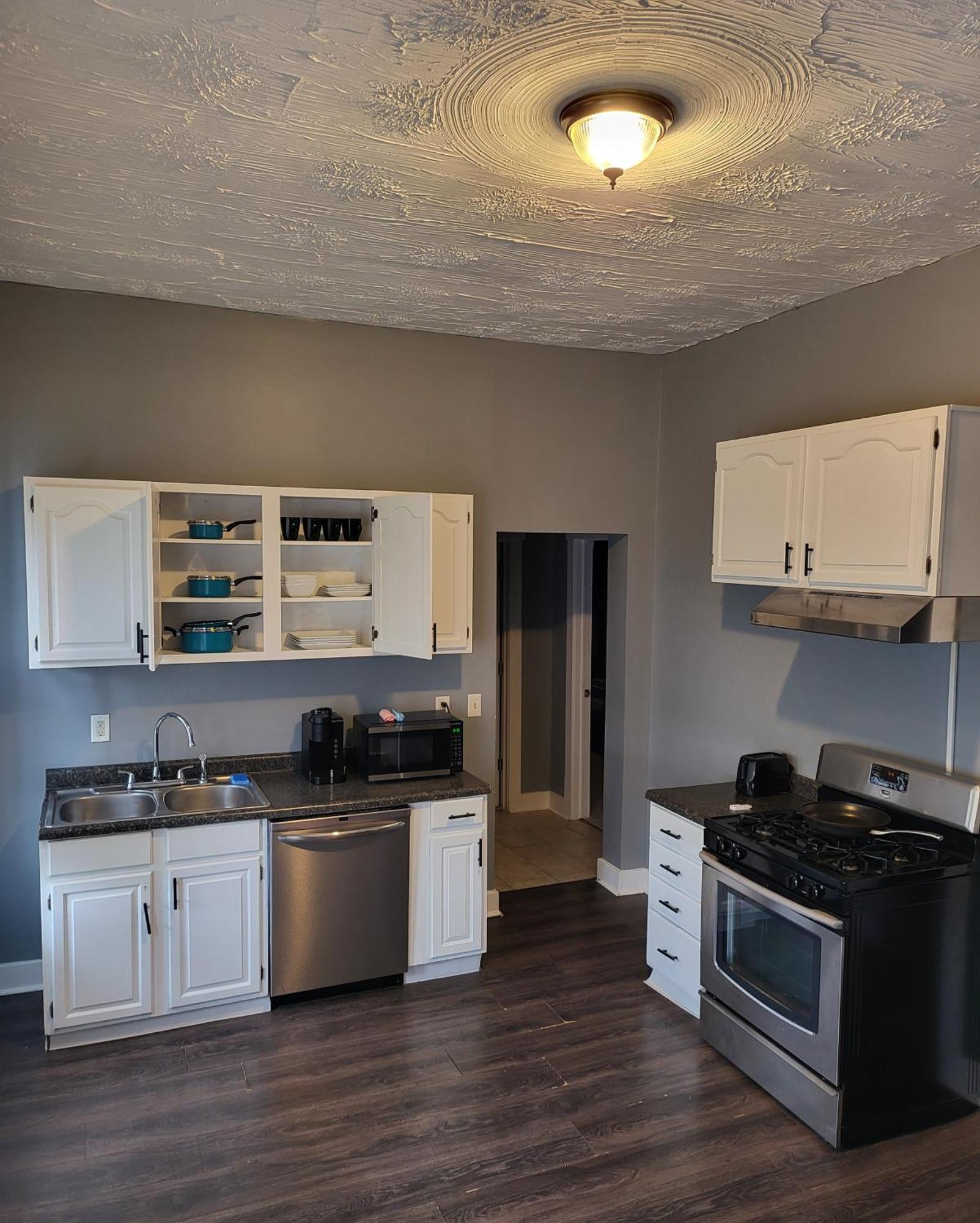 1 Bedroom In Columbus Osu District, Free Parking, Kitchen, Washer And Dryer, Central Location, Downtown, Hospital, Expocenter, Osu Stadium Buitenkant foto
